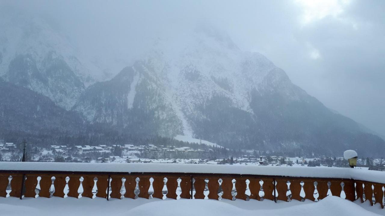Alpenappartements Schwalbennestl Mittenwald Exterior foto